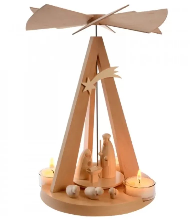 Pyramide De Noël Bois Au Design Moderne
